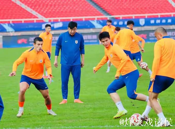 又要挖角泰山队,海港内援补强瞄准泰山队国奥双核,边路国脚成交易筹 又要挖角泰山队,海港内援补强瞄准泰山队国奥双核,边路国脚成交易筹